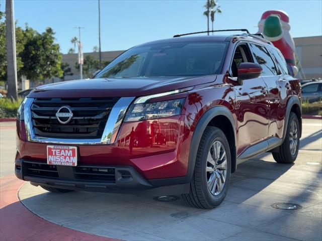 new 2025 Nissan Pathfinder car, priced at $40,335