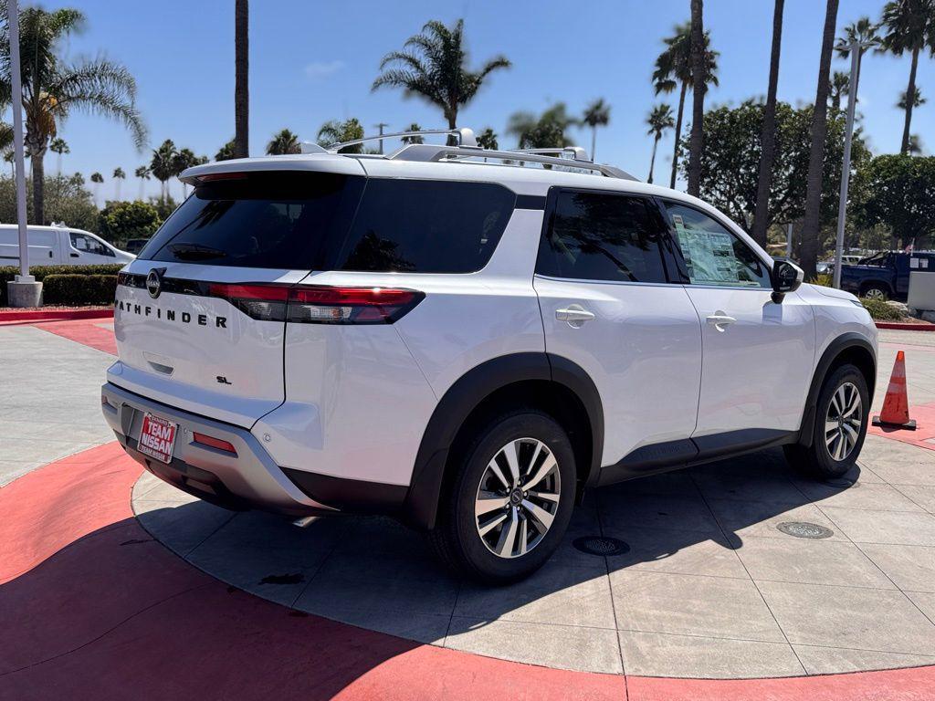 new 2025 Nissan Pathfinder car, priced at $40,625