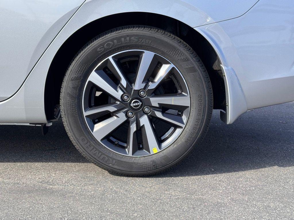new 2025 Nissan Versa car, priced at $21,900