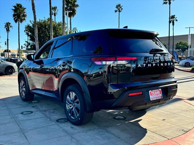 new 2025 Nissan Pathfinder car, priced at $40,010