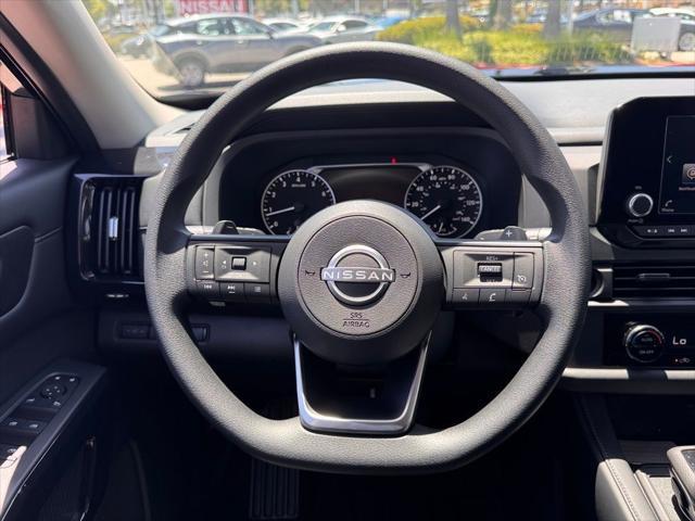 new 2025 Nissan Pathfinder car, priced at $39,860