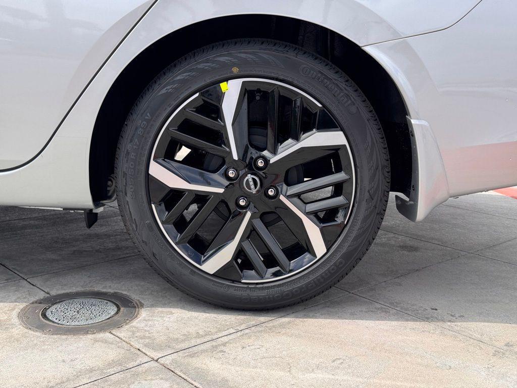 new 2025 Nissan Versa car, priced at $21,800