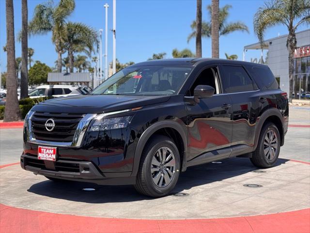 new 2025 Nissan Pathfinder car, priced at $37,360