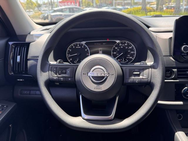 new 2025 Nissan Pathfinder car, priced at $37,360