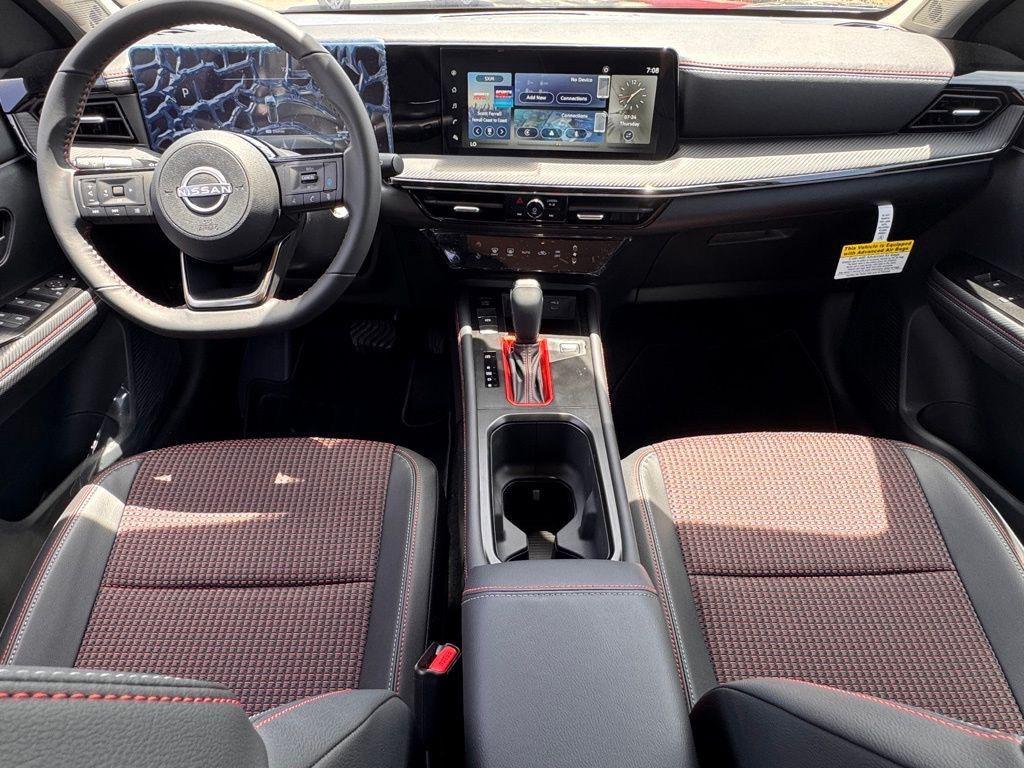 new 2025 Nissan Kicks car, priced at $29,250