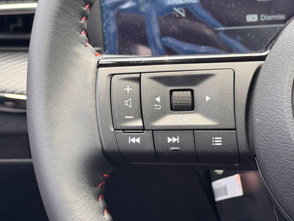 new 2025 Nissan Kicks car, priced at $29,015