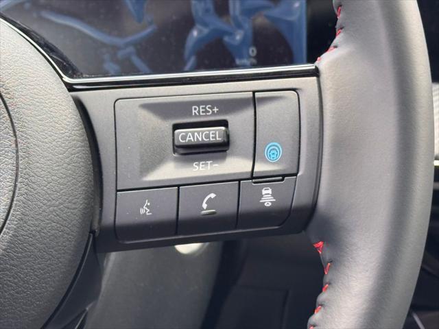 new 2025 Nissan Kicks car, priced at $29,015