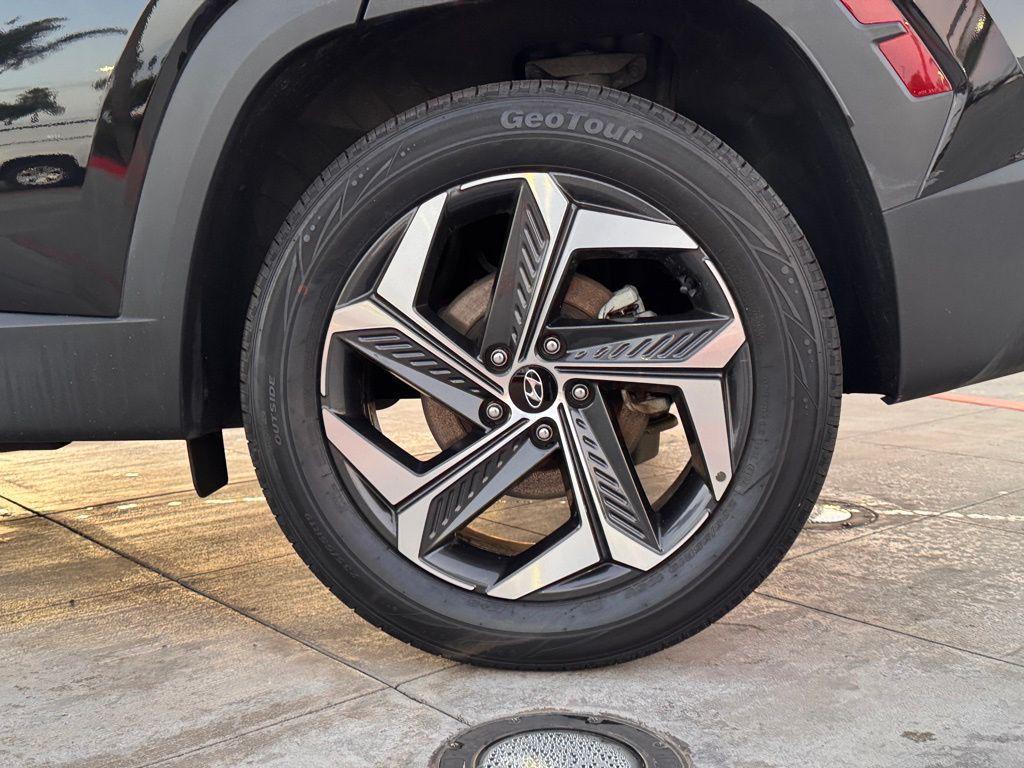 used 2022 Hyundai TUCSON Hybrid car, priced at $20,988