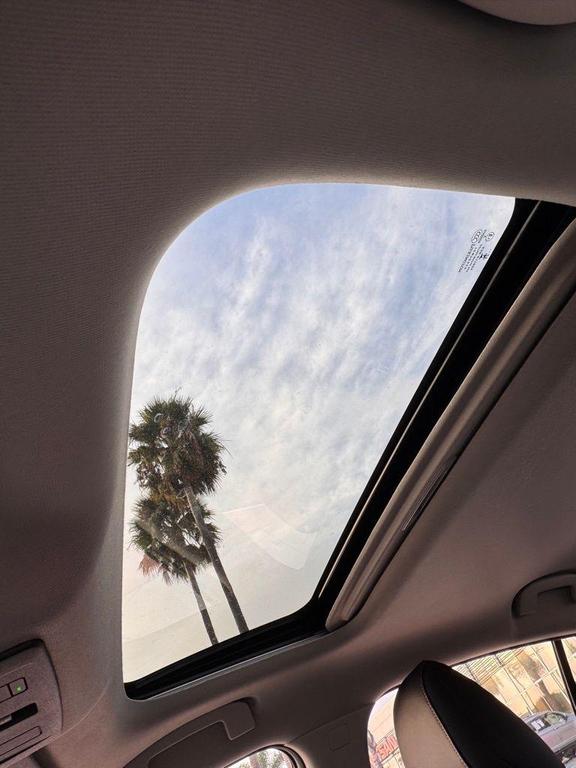 new 2025 Nissan Sentra car, priced at $27,925