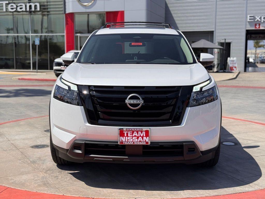 new 2025 Nissan Pathfinder car, priced at $41,725