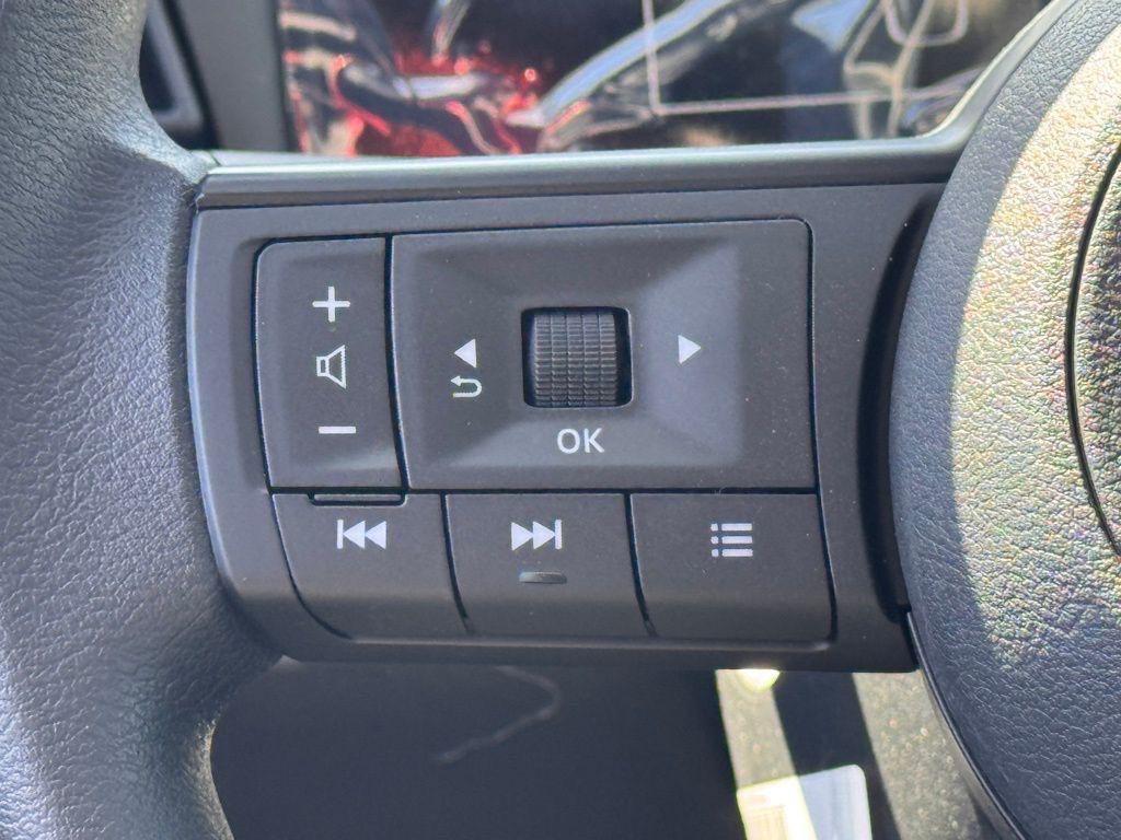 new 2025 Nissan Kicks car, priced at $24,545