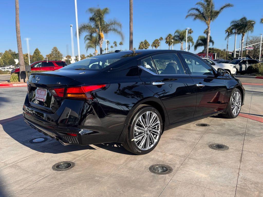 new 2025 Nissan Altima car, priced at $35,335