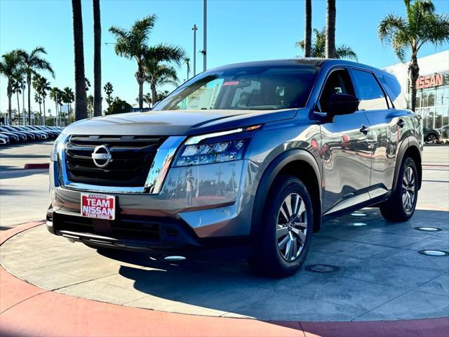 new 2025 Nissan Pathfinder car, priced at $38,365