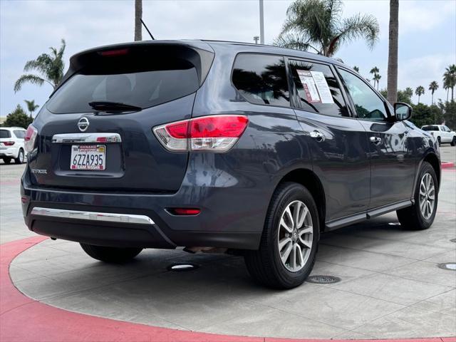 used 2013 Nissan Pathfinder car, priced at $8,988