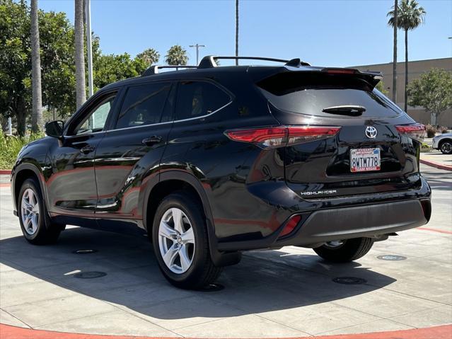 used 2021 Toyota Highlander car, priced at $29,988