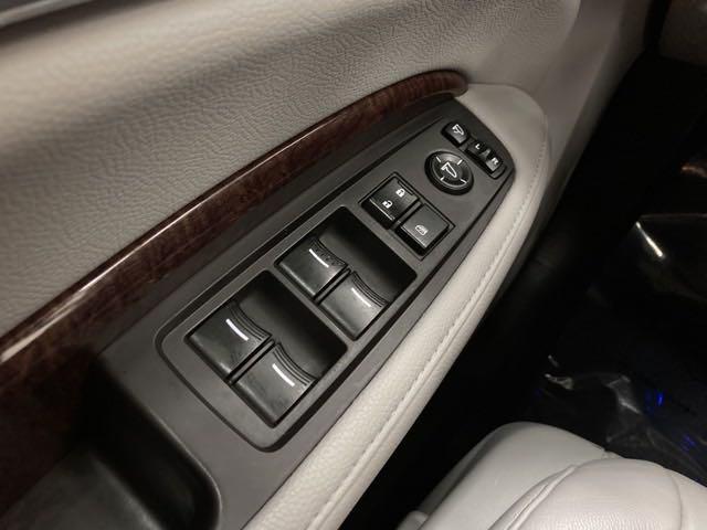 used 2018 Acura MDX car, priced at $21,000