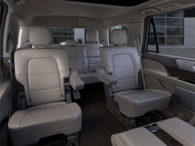 new 2024 Lincoln Navigator car, priced at $100,324