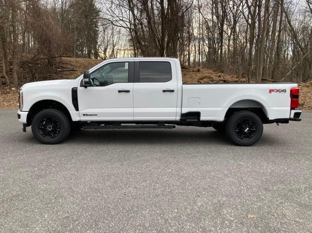 new 2025 Ford F-350 car, priced at $66,914