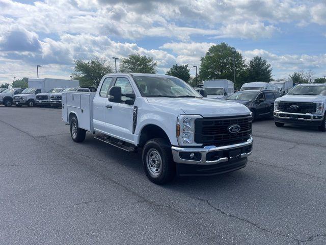 new 2025 Ford F-250 car