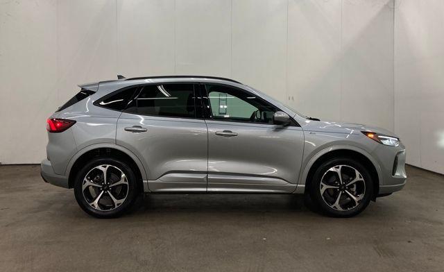 used 2023 Ford Escape car, priced at $25,000