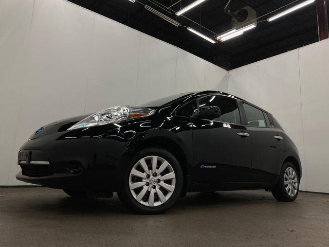 used 2017 Nissan Leaf car, priced at $6,000