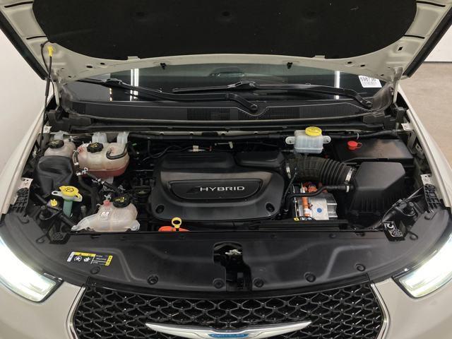 used 2021 Chrysler Pacifica Hybrid car, priced at $22,500
