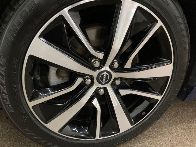 used 2023 Nissan Maxima car, priced at $22,500