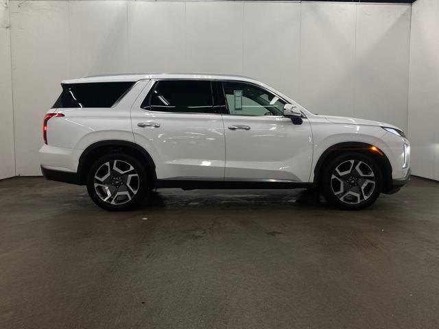 used 2024 Hyundai Palisade car, priced at $39,000