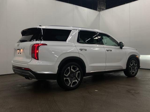 used 2024 Hyundai Palisade car, priced at $39,000