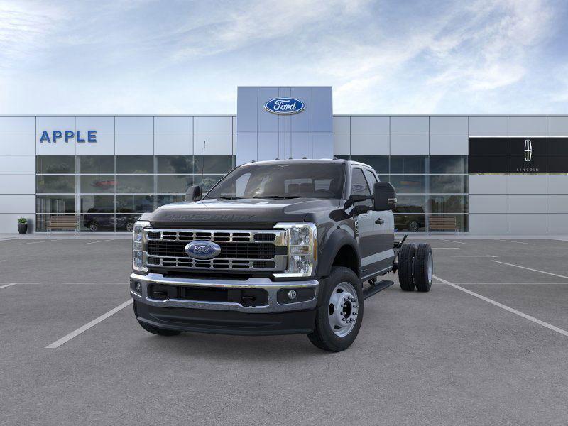 new 2025 Ford F-450 car, priced at $66,061