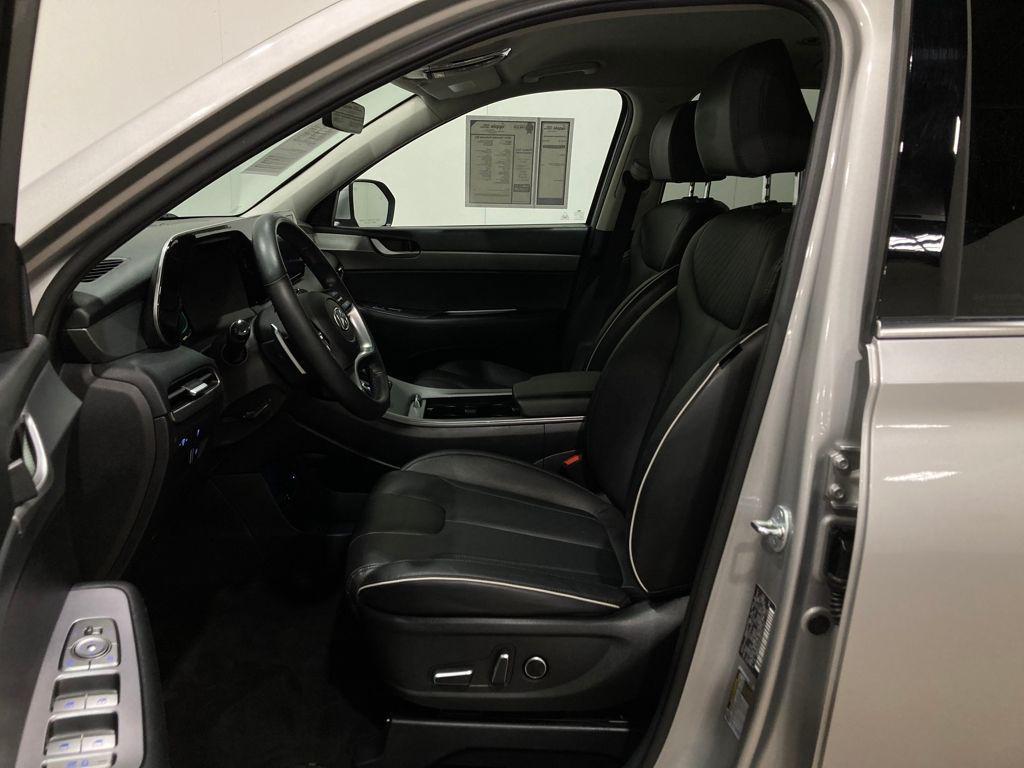 used 2024 Hyundai Palisade car, priced at $31,500