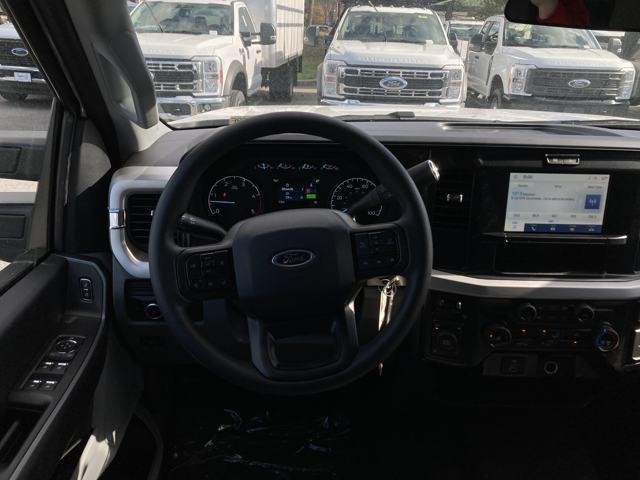 new 2025 Ford F-350 car, priced at $68,687