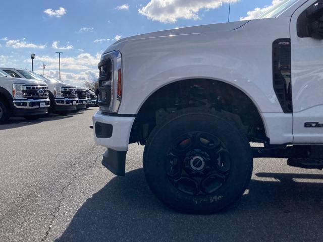 new 2025 Ford F-350 car, priced at $67,187