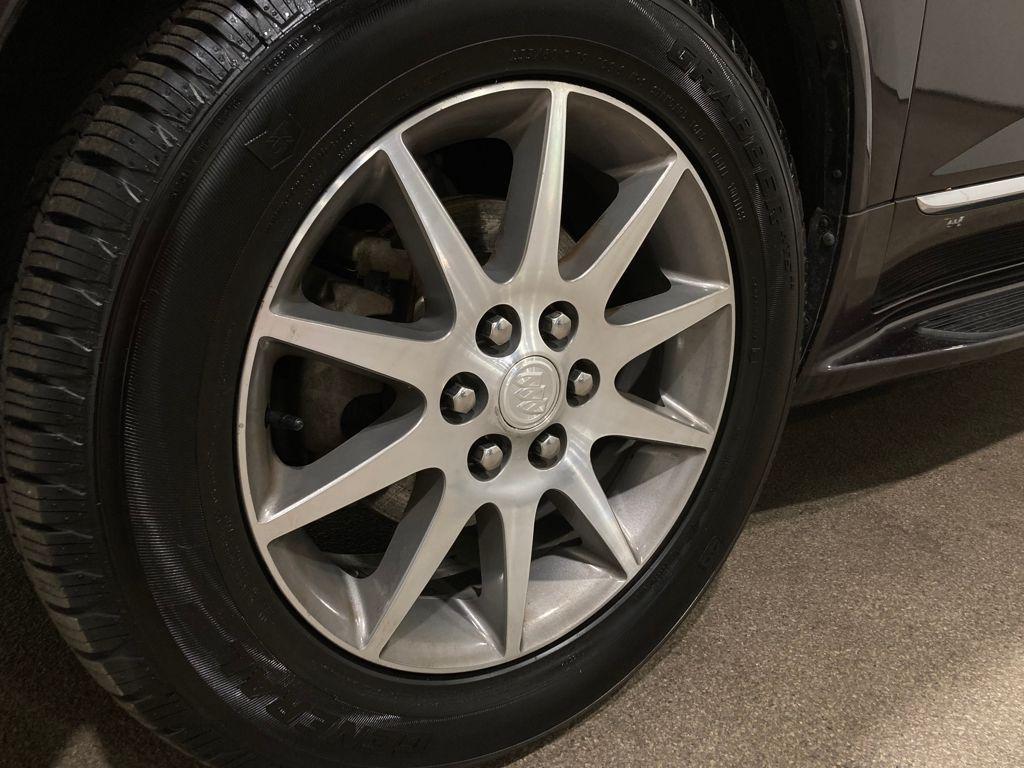 used 2015 Buick Enclave car, priced at $10,500