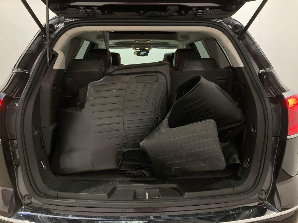 used 2015 Buick Enclave car, priced at $10,500