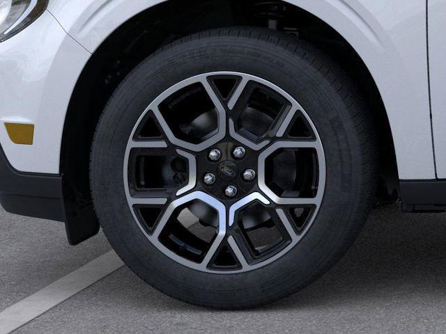 new 2025 Ford Maverick car, priced at $37,517