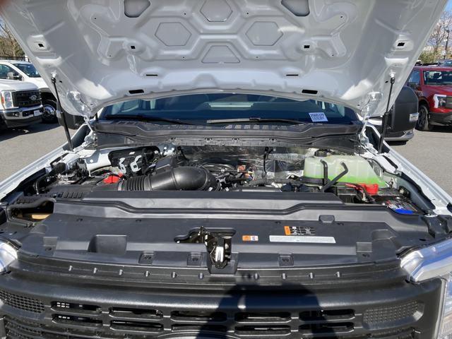 new 2025 Ford F-450 car, priced at $56,391