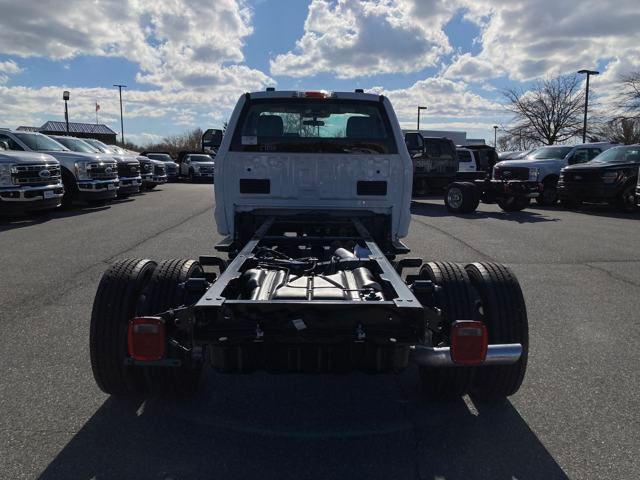 new 2025 Ford F-450 car, priced at $55,391