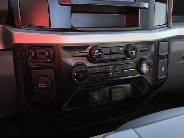 new 2025 Ford F-450 car, priced at $56,391