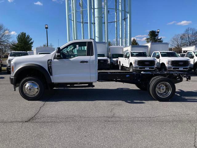 new 2025 Ford F-450 car, priced at $55,391