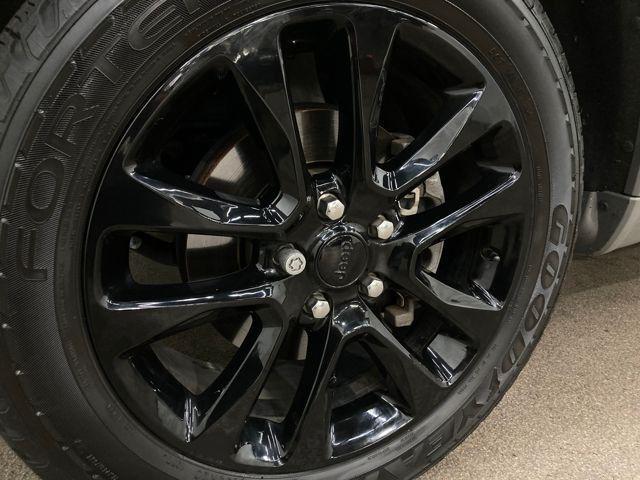 used 2020 Jeep Grand Cherokee car, priced at $20,000