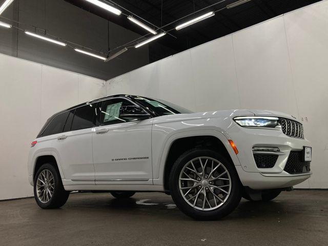 used 2022 Jeep Grand Cherokee car, priced at $37,000