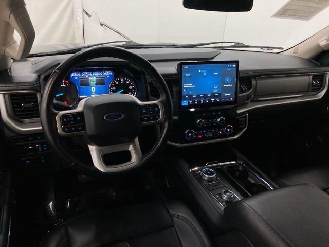 used 2022 Ford Expedition car, priced at $40,000