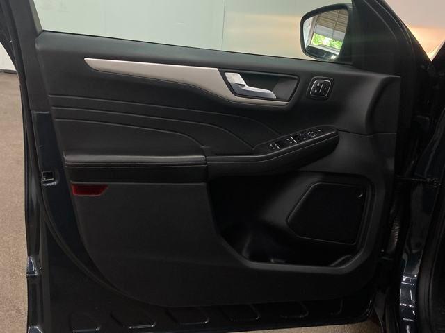 used 2022 Ford Escape car, priced at $23,500