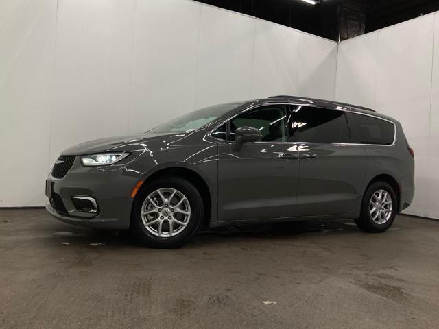 used 2022 Chrysler Pacifica car, priced at $21,000