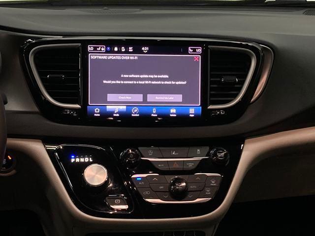 used 2022 Chrysler Pacifica car, priced at $21,000