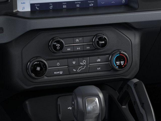 new 2024 Ford Bronco car, priced at $45,413