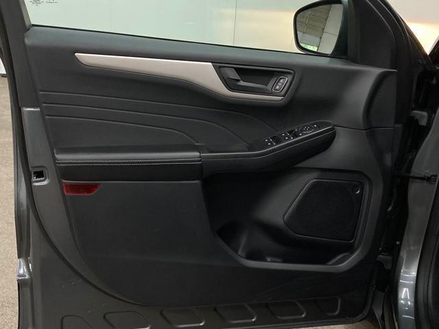 used 2022 Ford Escape car, priced at $21,500