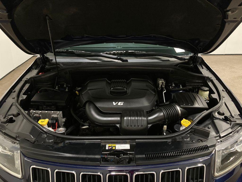 used 2015 Jeep Grand Cherokee car, priced at $13,000