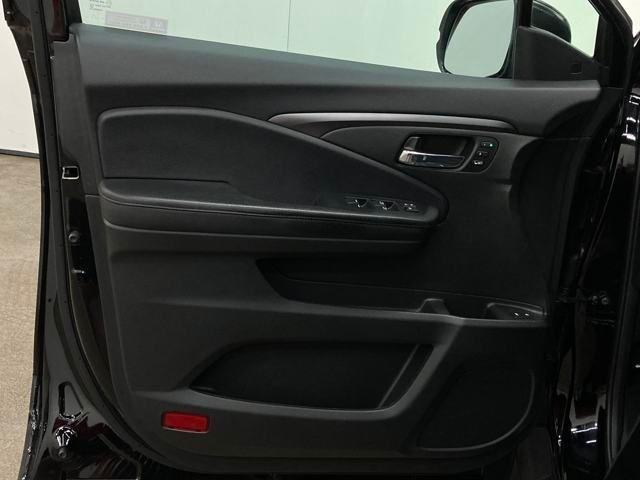 used 2021 Honda Pilot car, priced at $25,500